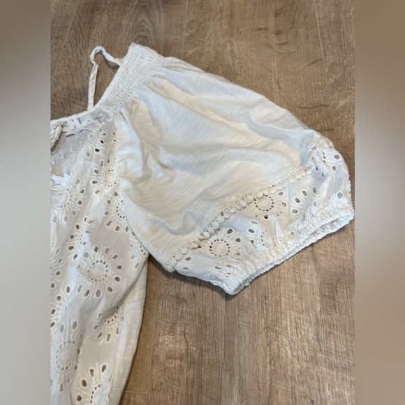 Anthropologie peasant top with eyelet detail - Picture 3 of 3